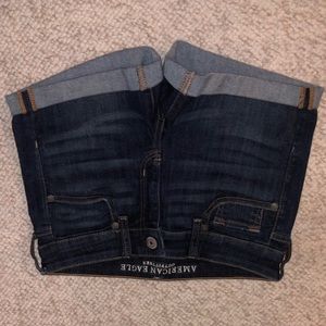 American Eagle Jean short with no rips